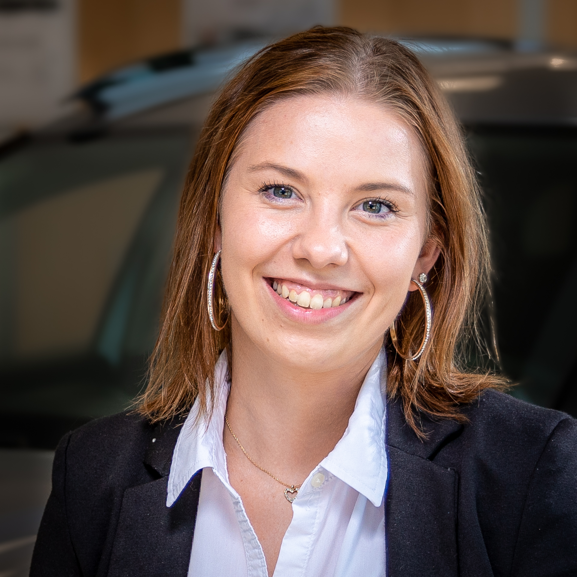 stephanie-sammer Yvonne Spilka von der Pongruber Auto-Familie